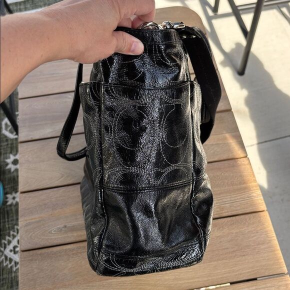 Coach Signature stitched Black patient leather diaper Bag purse laptop carrier - Picture 15 of 16